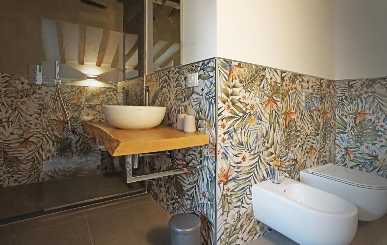 New Moon Rooms La Spezia Exterior foto