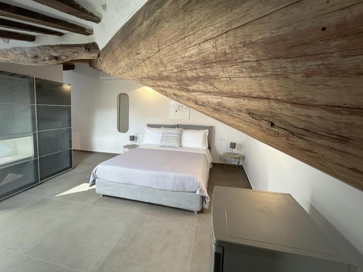 New Moon Rooms La Spezia Exterior foto