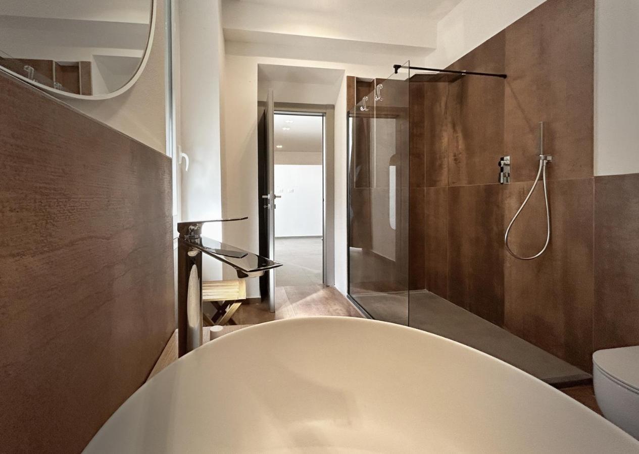 New Moon Rooms La Spezia Exterior foto
